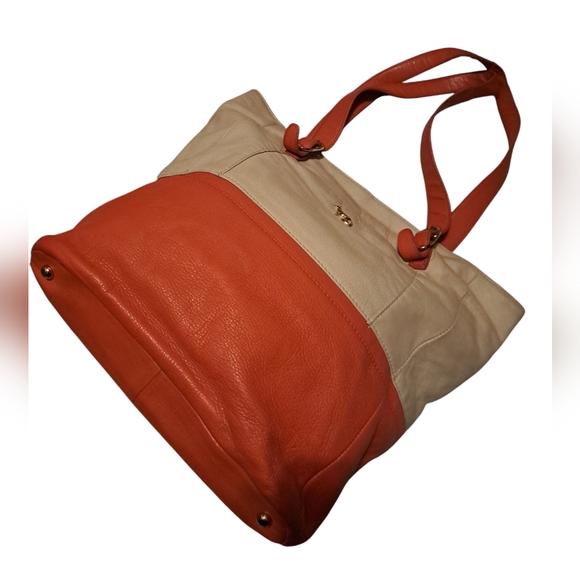 Emma Fox Colorblock Shoulder Bag. Goldtone Hardware. Double Sided. Logo. Orange. - Picture 13 of 13